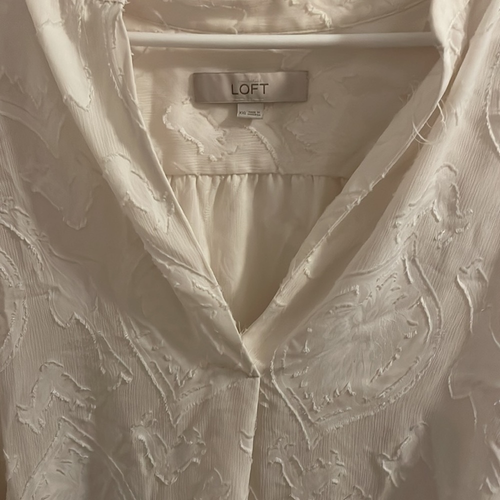LOFT XXL cream jacquard long sleeve blouse